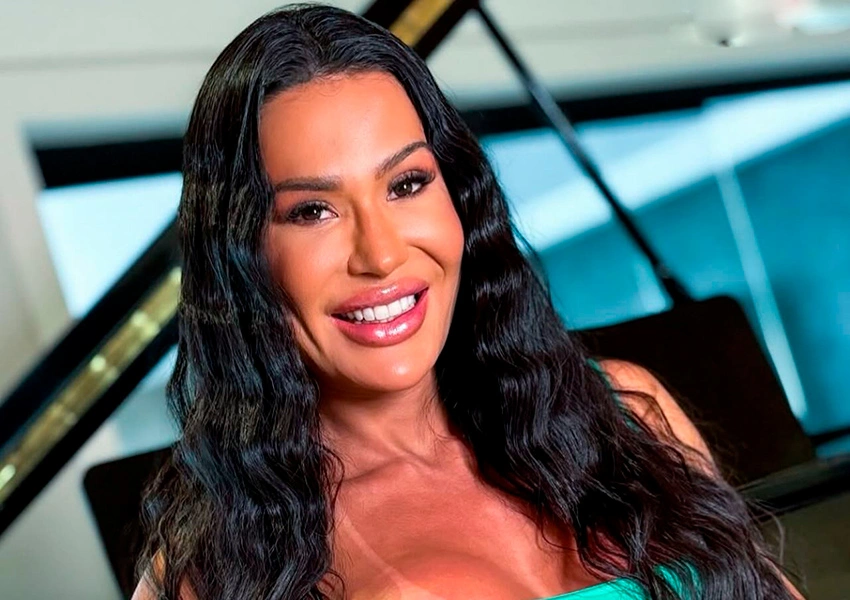 Gracyanne Barbosa 'aceita Jesus' e se converte à igreja evangélica liderada por Silas Malafaia
