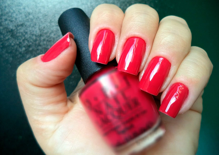 Anvisa proíbe duas substâncias utilizadas em produtos para unhas