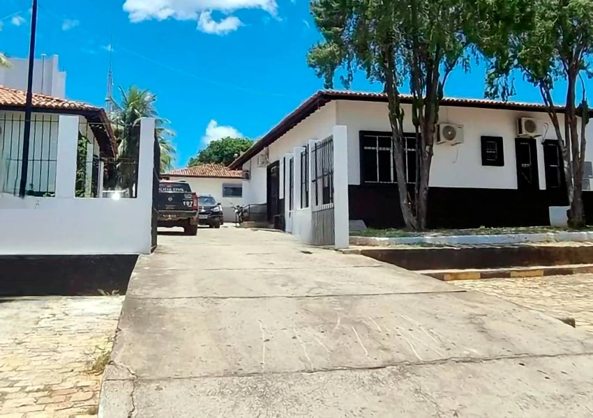 Mulher com suspeita de gravidez é brutalmente agredida em Brumado; agressor é liberado