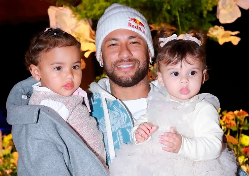 Filha de Neymar sofre acidente e passa por cirurgia de emergência