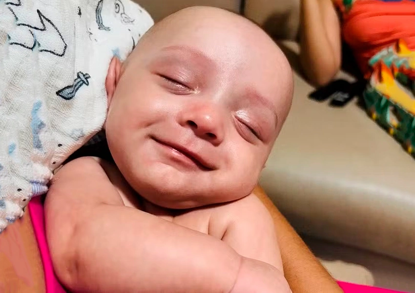 Jovem de 21 anos descobre que é mãe cinco dias após o parto