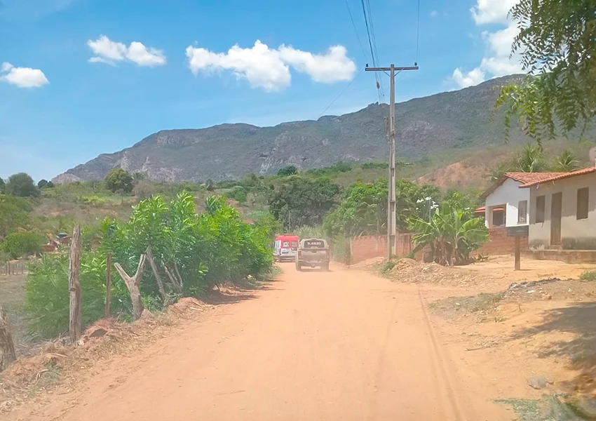 Homem é resgatado após passar mais de um dia desaparecido em área de mata em Livramento de Nossa Senhora