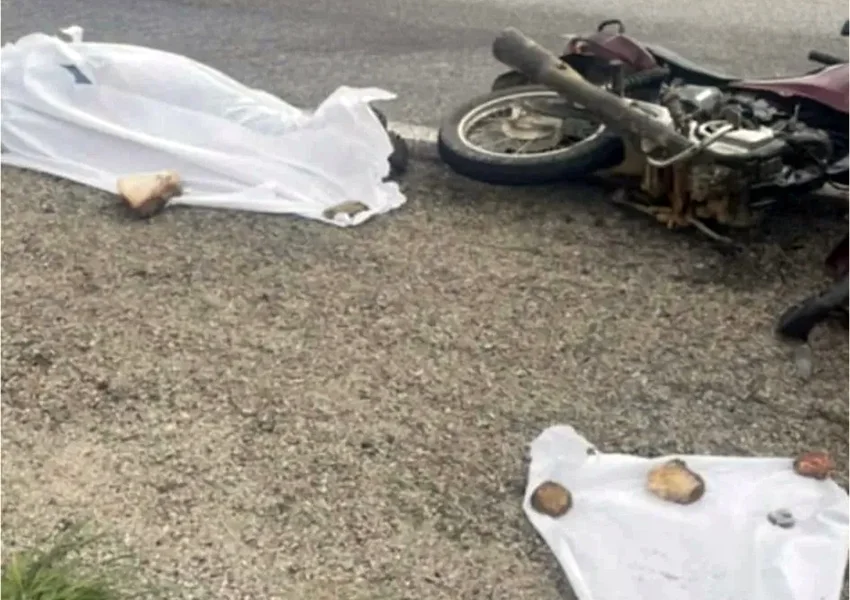 Motociclista morre após colisão com caminhão na BR-030 em Brumado