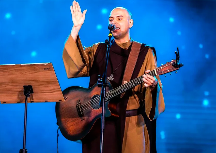 Vitória da Conquista terá show de Frei Gilson em novembro de 2026