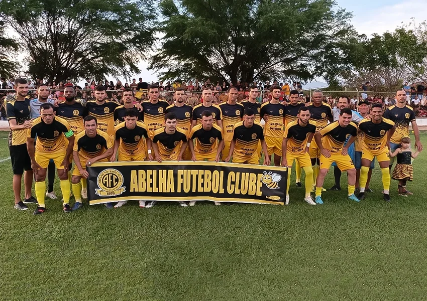 Abelha vence Algodões por 3×1 e conquista o Campeonato Rural Dombasiliense 2025