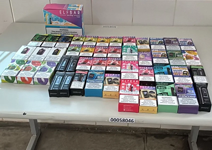 Polícia apreende 47 cigarros eletrônicos contrabandeados durante fiscalização na BR-122 em Guanambi