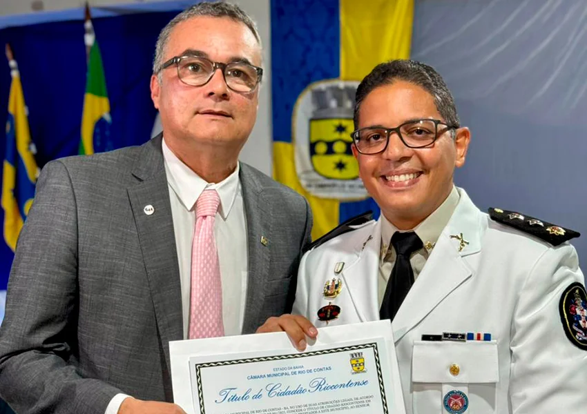 Comandante da 46ª CIPM recebe Título de Cidadão Honorário de Rio de Contas