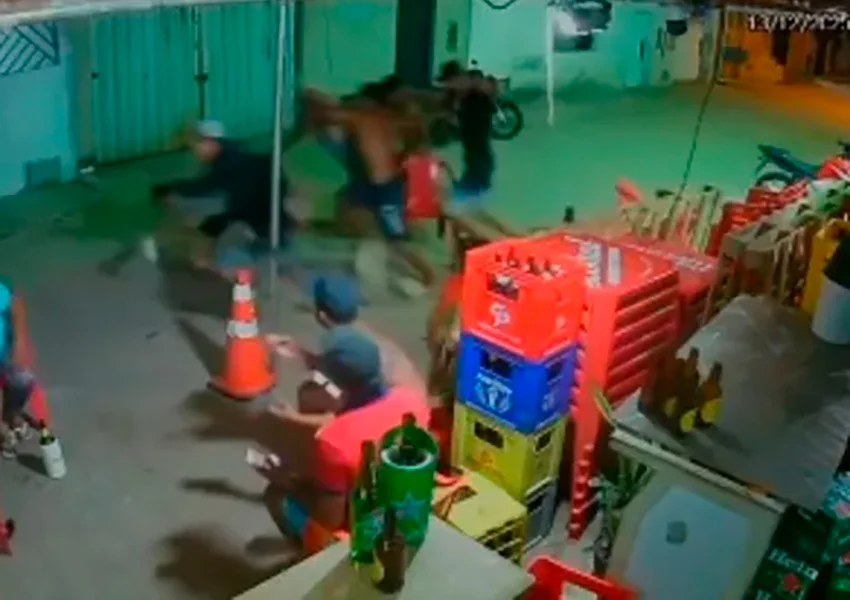 Ataque a tiros em bar deixa quatro pessoas baleadas no sul da Bahia