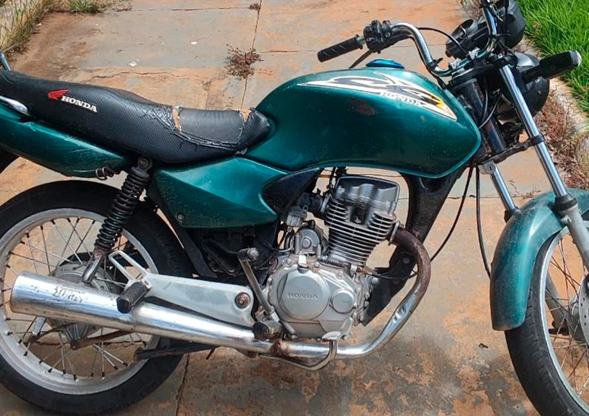 Polícia recupera motocicleta com restrição de furto em Érico Cardoso