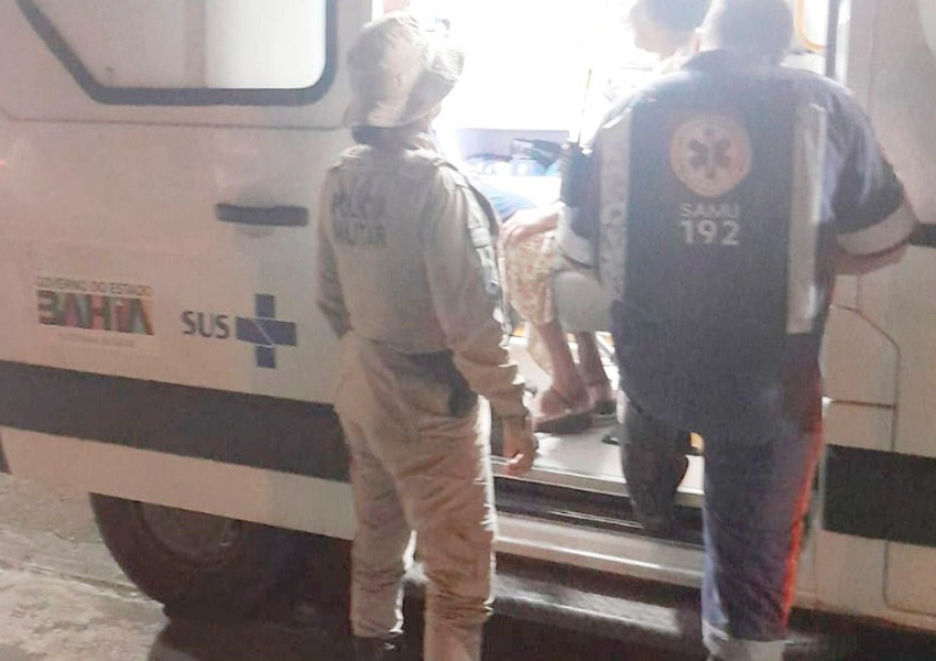Passageira passa mal em ônibus e recebe socorro da CIPRv em Vitória da Conquista