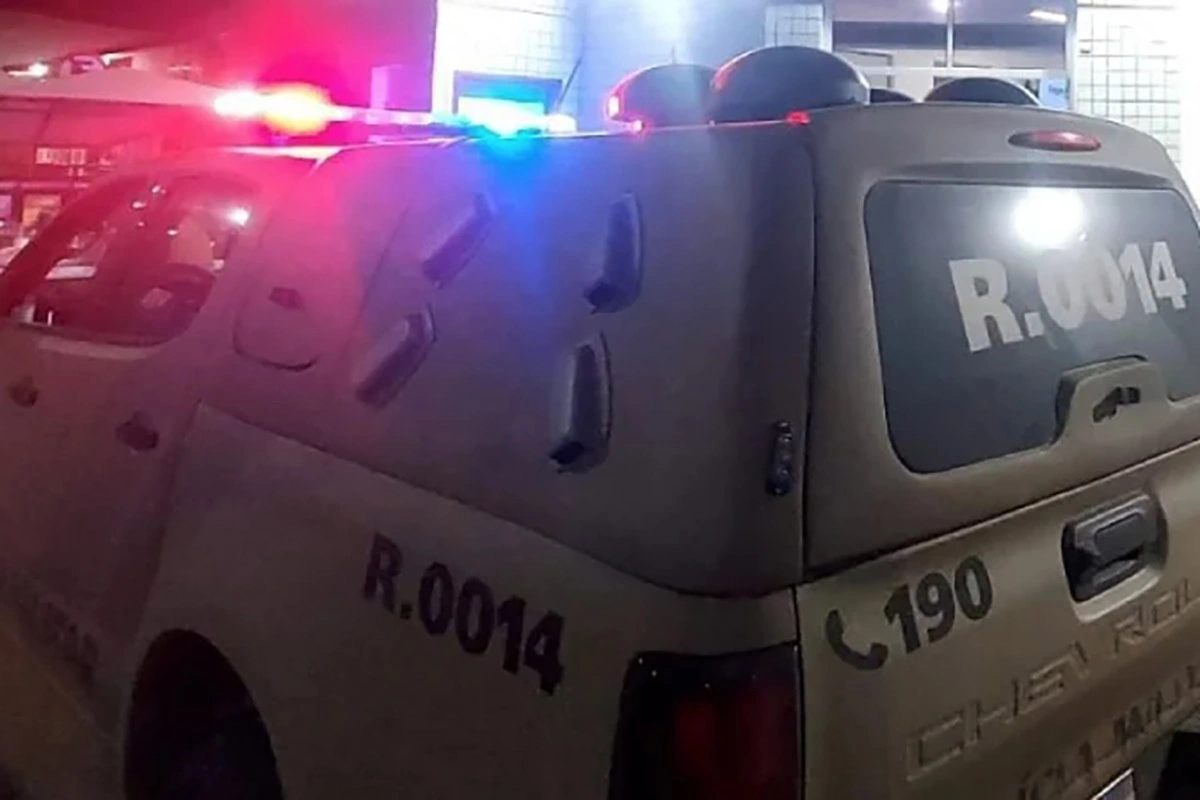 Mulher é detida por desacato após denúncia de perturbação do sossego em Ituaçu