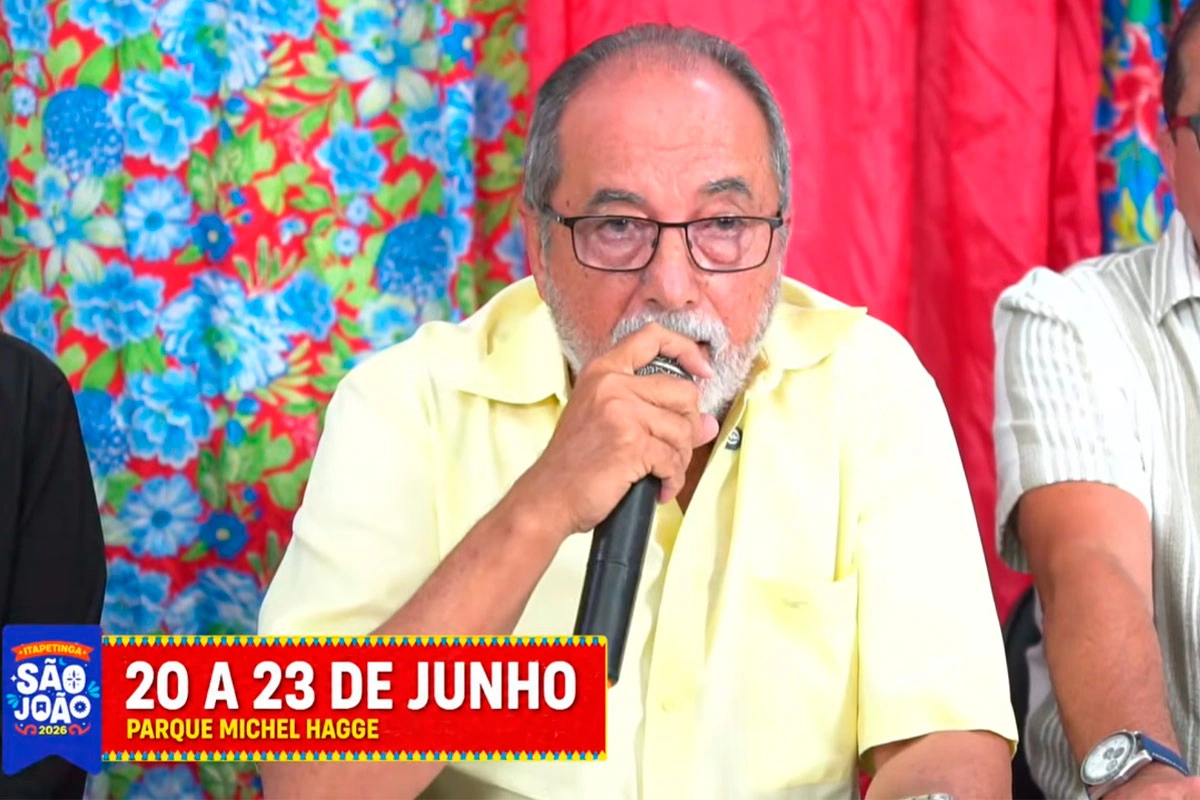 Prefeito de Itapetinga anuncia Reginaldo Rossi morto há 12 anos como atração do São João