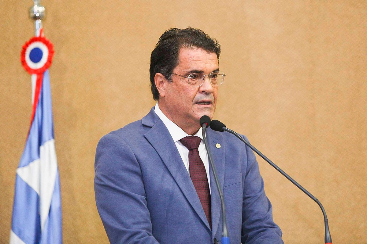 Deputado Angelo Almeida chama ACM Neto de "fujão" de debates