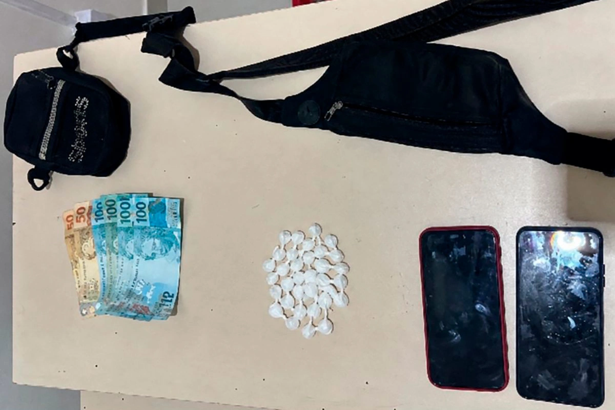 PM prende suspeito por tráfico durante cobrança de dívida em Vitória da Conquista