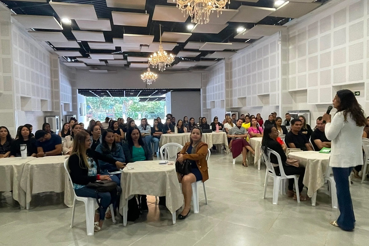 Educação de Livramento capacita monitores e coordenadores para fortalecer alfabetização