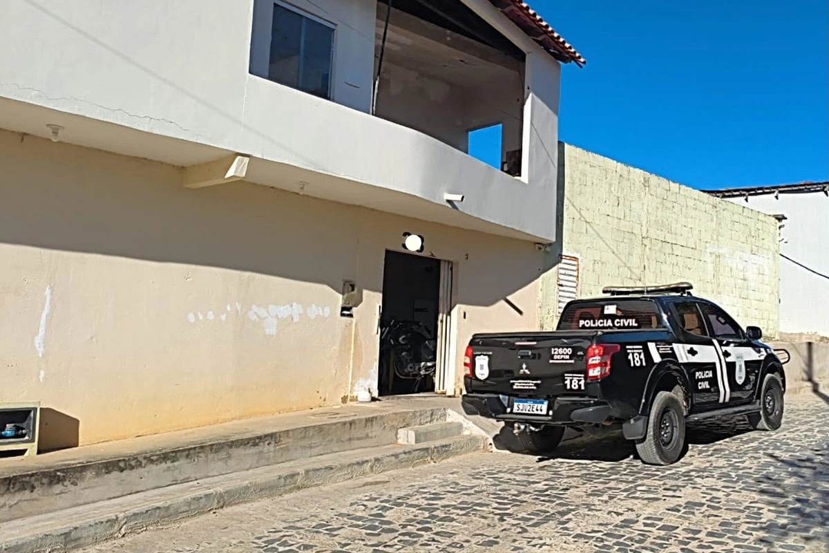 Polícia prende dois suspeitos de tentativa de homicídio em Santa Maria da Vitória