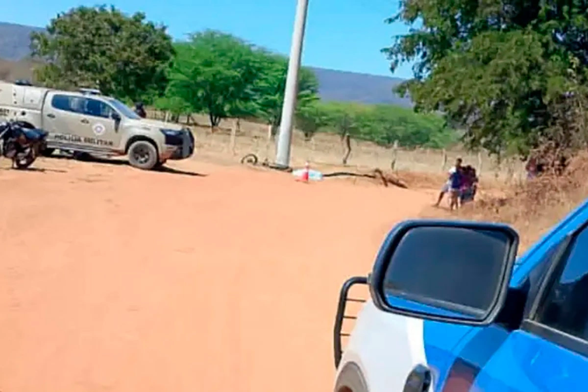 Jovem de 19 anos morre após colidir moto contra poste na zona rural de Paramirim