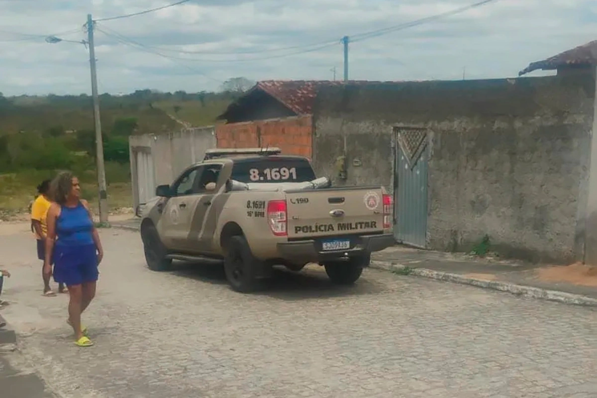 Crianças são resgatadas após serem encontradas sozinhas e feridas na Bahia