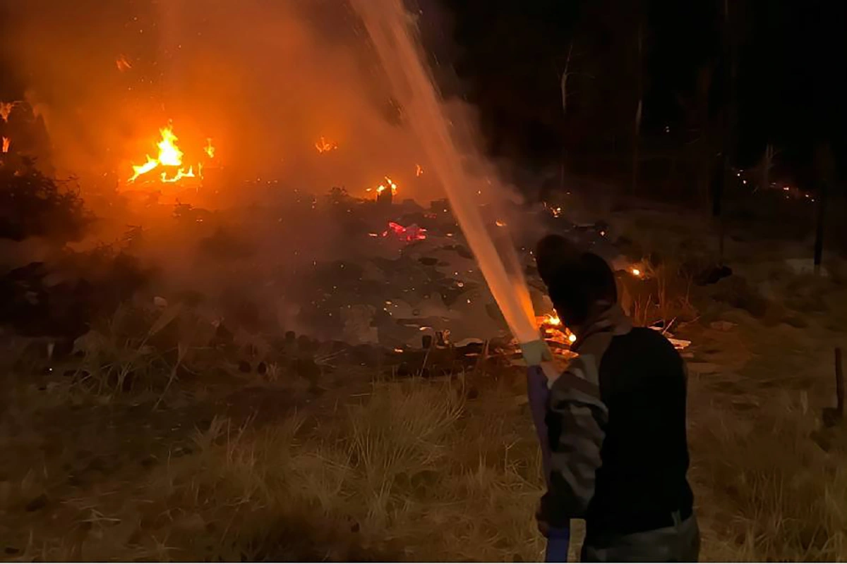 Aumento de queimadas preocupa moradores e mobiliza equipes em Paramirim