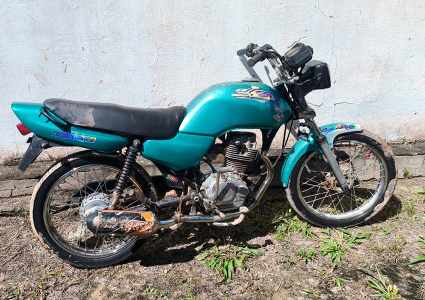 CIPRv/Brumado apreende veículo com restrição de roubo na BA-142 em Barra da Estiva