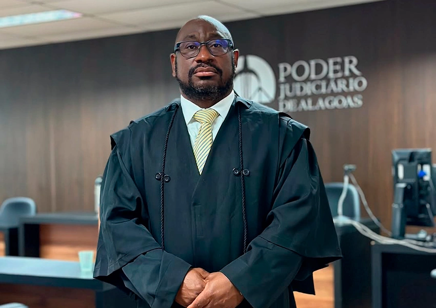 Advogado baiano João Neto critica suspensão da OAB e atribui medida a racismo