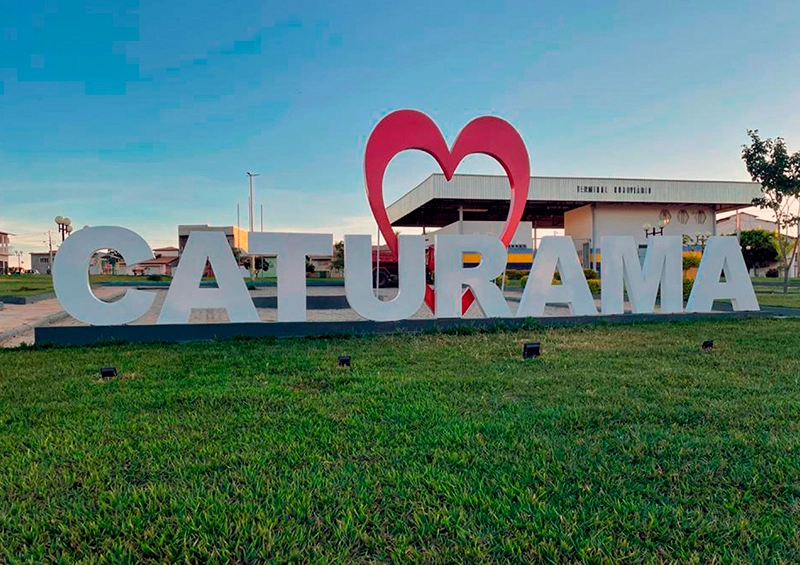 Caturama: Prefeito demite funcionários e clima de revolta predomina no município