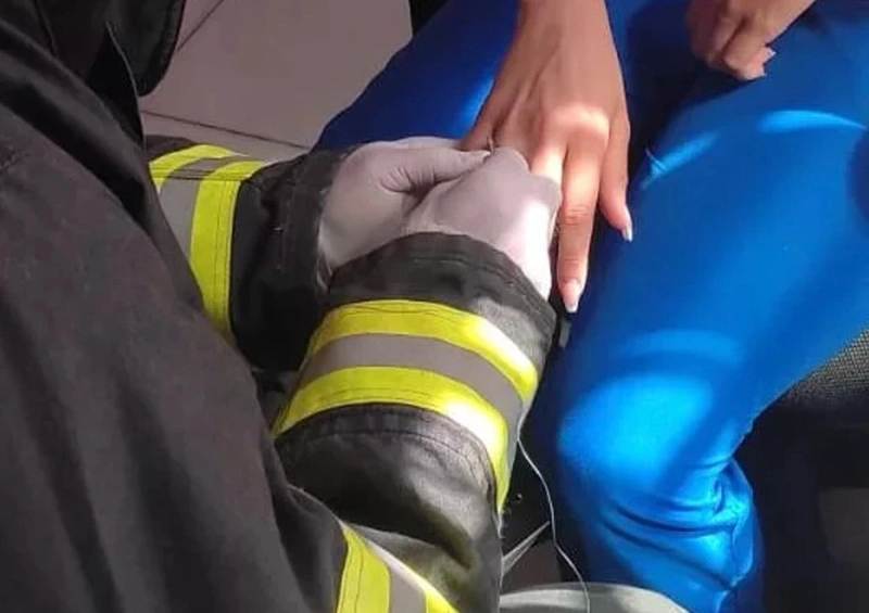 Adolescente fica com anéis presos ao dedo e é socorrida por bombeiros em Bom Jesus da Lapa