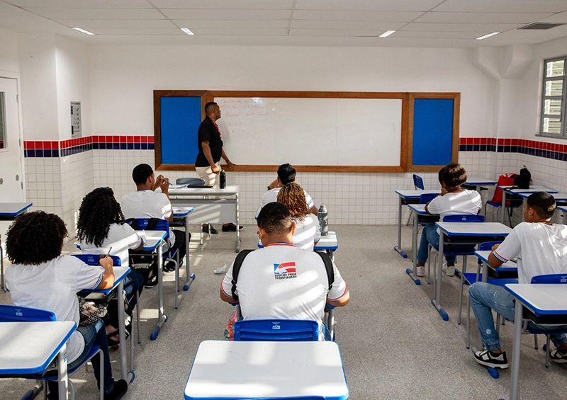 Renovação de matrícula na rede estadual termina nesta sexta-feira (29)