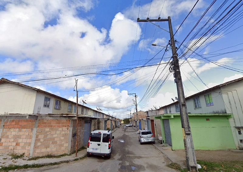 Criança de 1 ano morre afogada em caixa d'água na Bahia