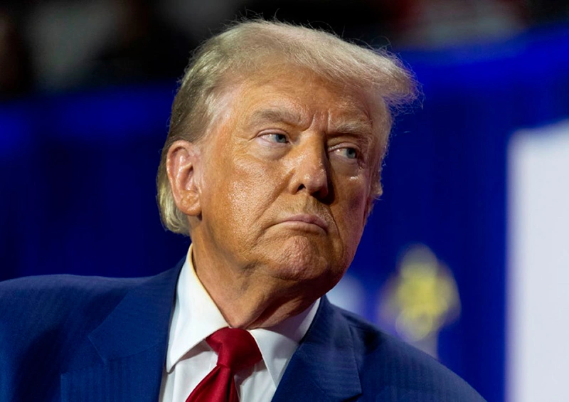 Trump ameaça impor tarifas de 100% à países do Brics caso adotem moeda alternativa ao dólar