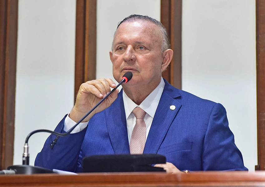 Gilmar Mendes mantém afastamento de Adolfo Menezes da presidência da Assembleia Legislativa da Bahia