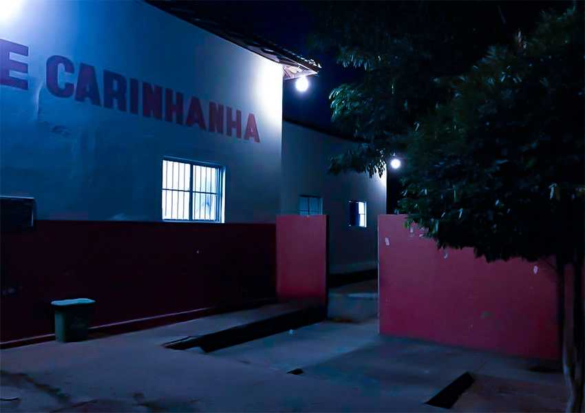 Crianças ficam soterradas após desabamento de caixa d’água em Carinhanha