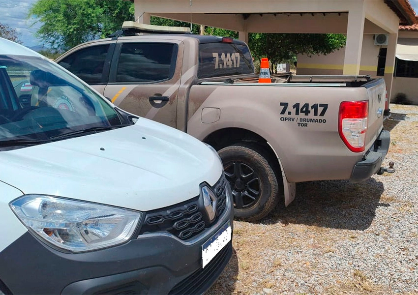 Veículo com restrição de circulação é apreendido pela Polícia Rodoviária em Tanhaçu