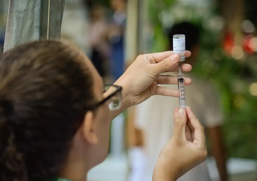 Vacinação nas escolas começa nesta segunda-feira (14)
