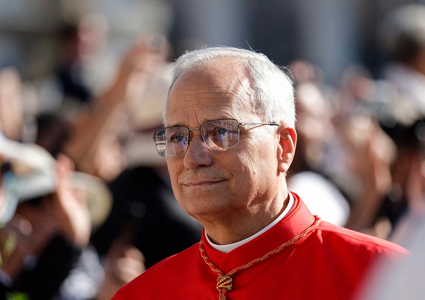 Cardeal Robert Prevost, dos EUA, é eleito papa e escolhe o nome Leão XIV