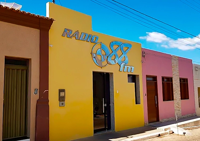 Ministério das Comunicações renova autorização da Rádio 88 FM de Livramento de Nossa Senhora por mais dez anos
