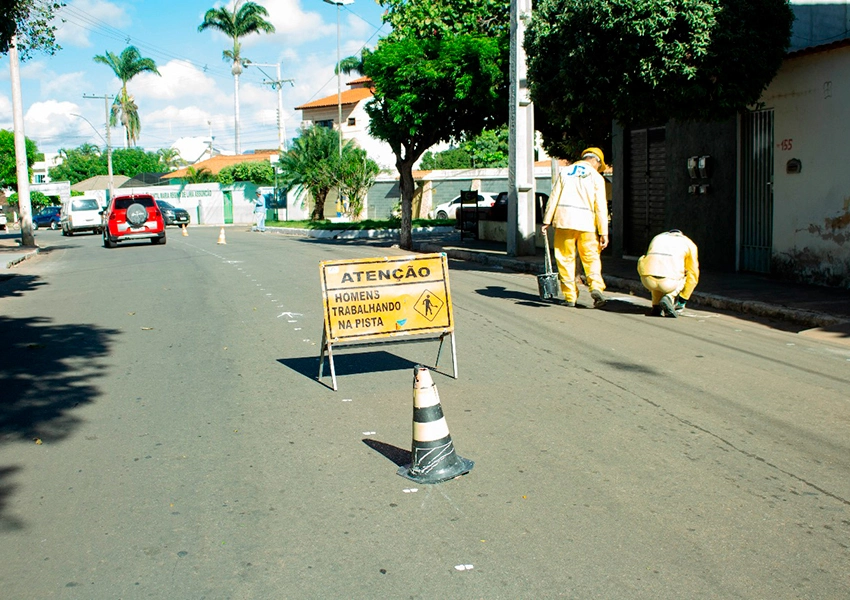 Trecho urbano da BA-148 recebe nova sinalização em Livramento de Nossa Senhora