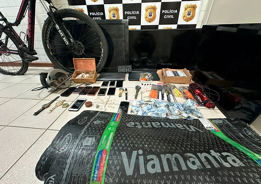 Cinco pessoas são presas por furto de joias avaliadas em R$ 250 mil, receptação e tráfico de drogas em Vitória da Conquista
